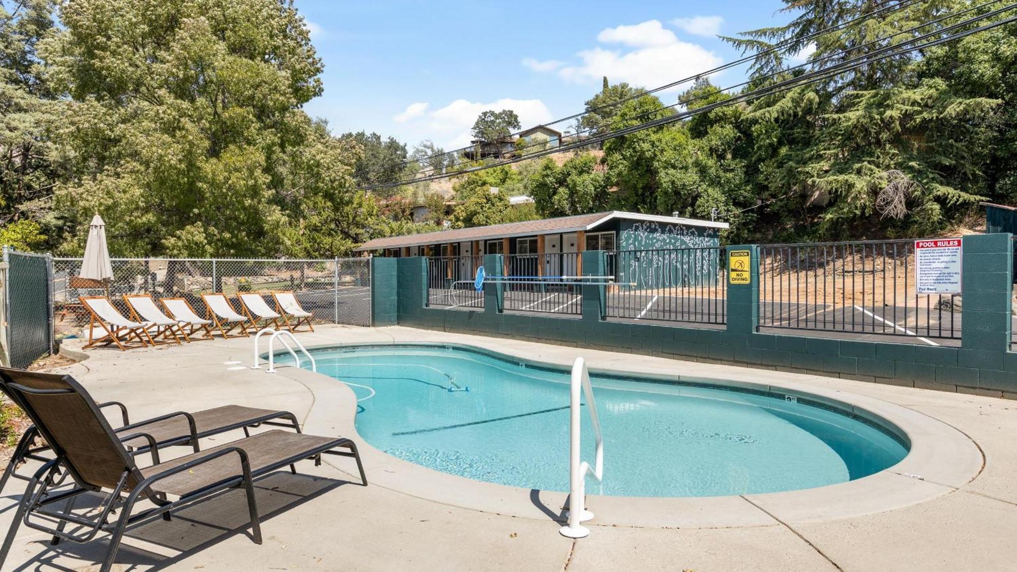 The Heather Sequoia Motel Rm 4 Three Rivers Exteriör bild
